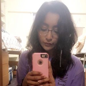 Meet your Posher, Alexandra